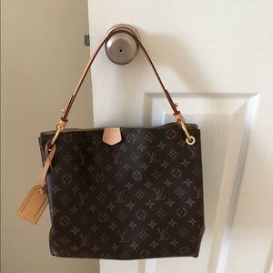 Louis Vuitton Graceful PM in Monogram